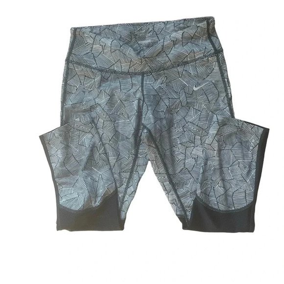 Nike Stay Warm Size Small Capri Running Leggings Back Pocket Activewear Dri-Fit - Picture 3 of 7